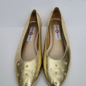 Vintage Karen Scott Gold Gem Flats